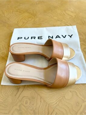 Pure Navy Block-Heel Slide Gold Tan Sandals Size 5.5 M Made in Brazil